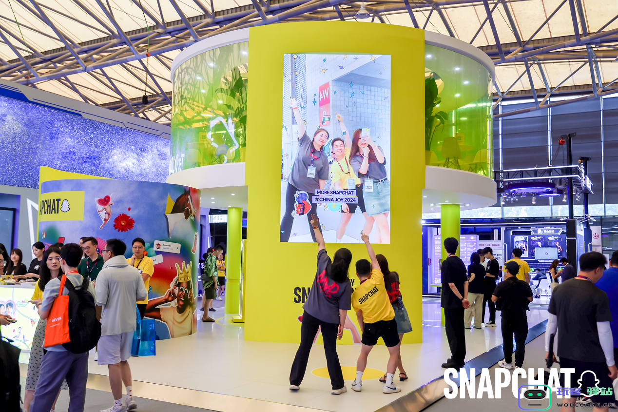 Snapchat携“巨型AR魔镜”空降ChinaJoy，成B2B展馆最热展台之一